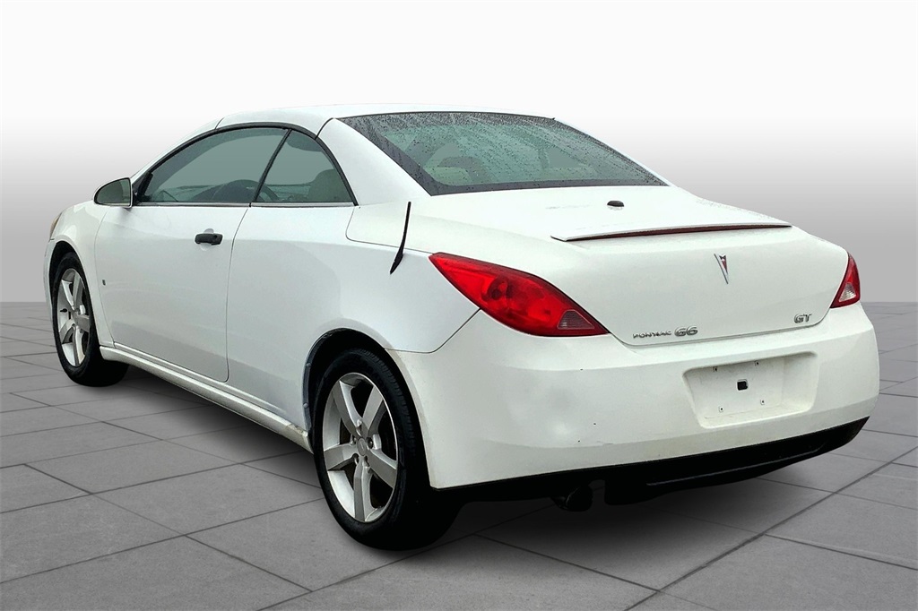 2009 Pontiac G6 GT photo 8