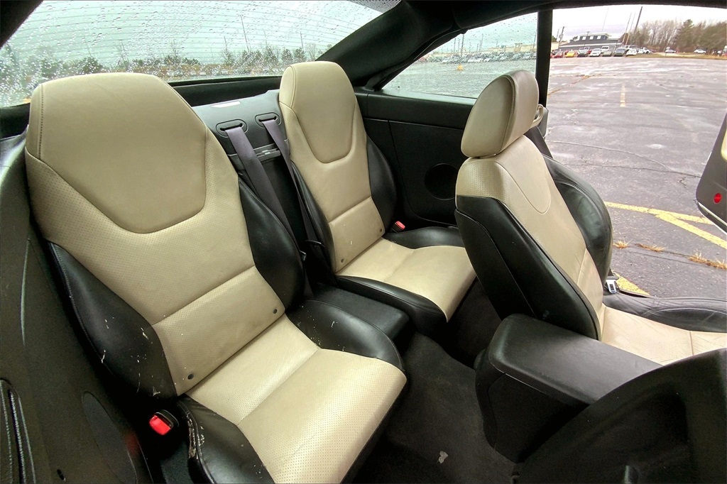 2009 Pontiac G6 GT photo 17