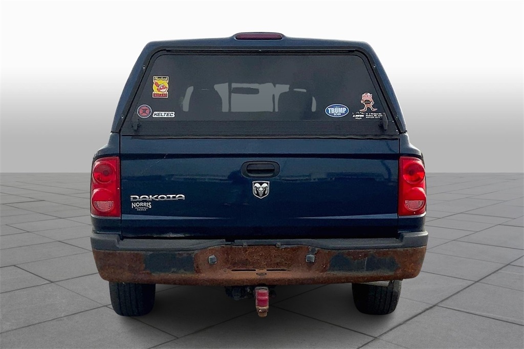 2005 Dodge Dakota ST photo 3