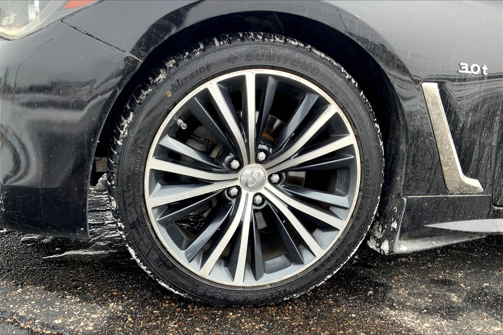2018 Infiniti Q60 3.0t Luxe photo 8