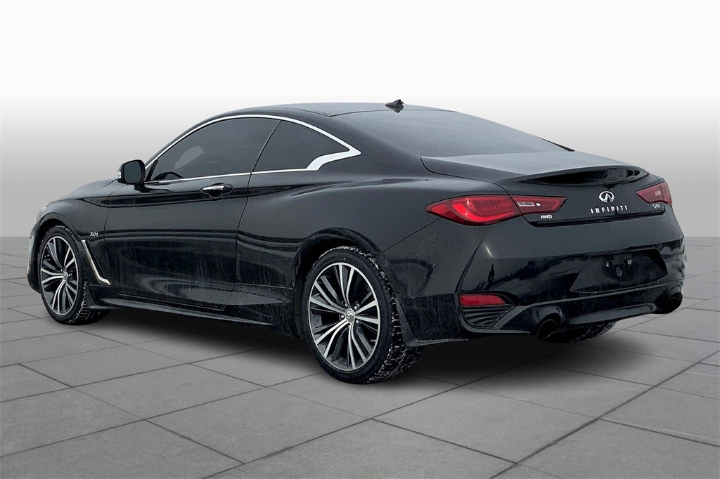 2018 Infiniti Q60 3.0t Luxe photo 9