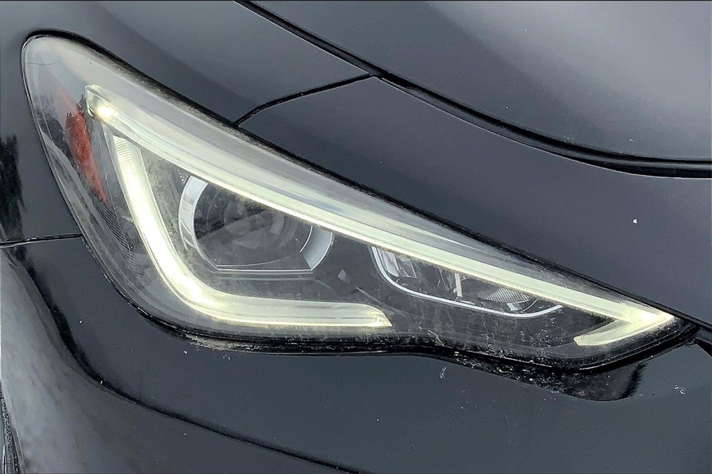 2018 Infiniti Q60 3.0t Luxe photo 26