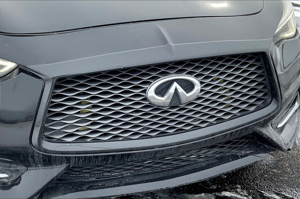 2018 Infiniti Q60 3.0t Luxe photo 28