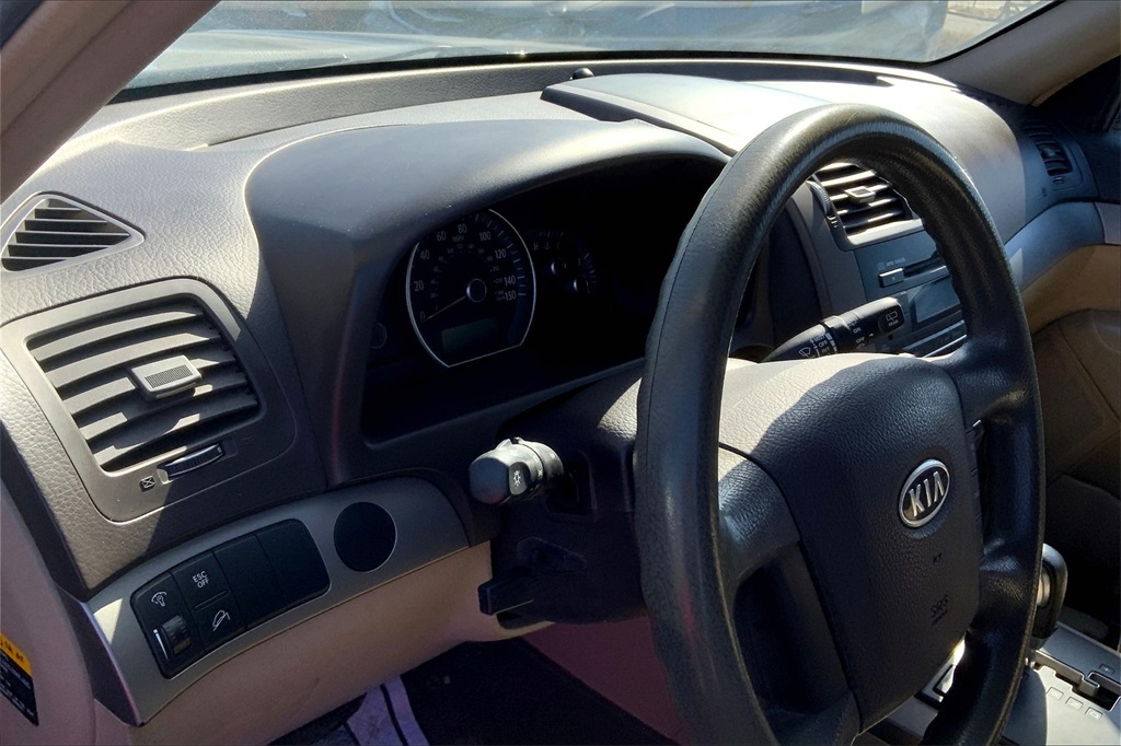 2009 Kia Borrego LX photo 4