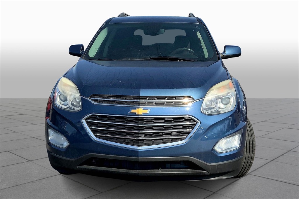 2016 Chevrolet Equinox LT photo 2