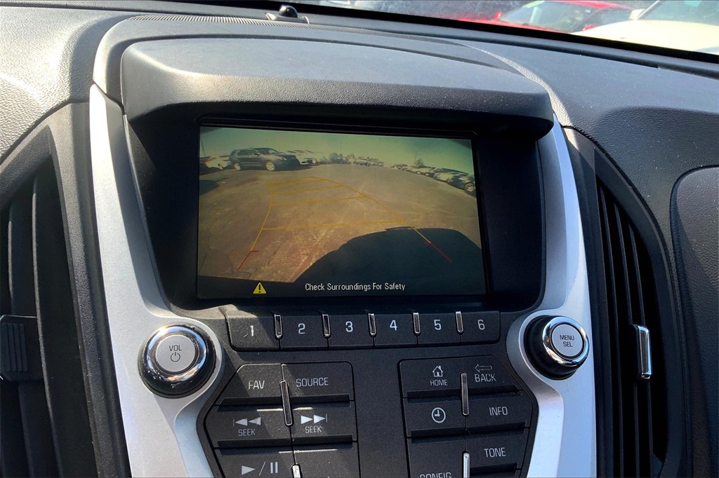 2016 Chevrolet Equinox LT photo 21