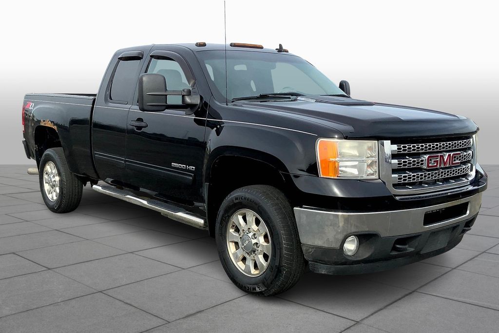 2013 GMC Sierra 4WD Extended Cab 8ft SLE's photo
