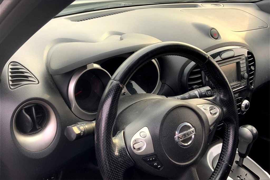 2014 Nissan Juke SL photo 4