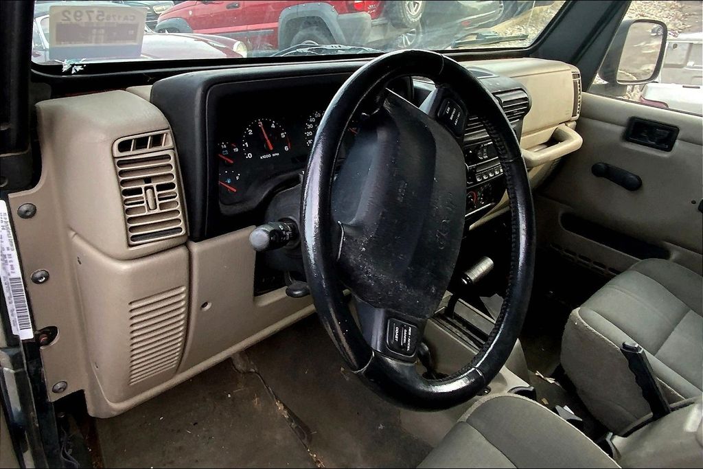 2003 Jeep Wrangler SAHARA - Photo 13