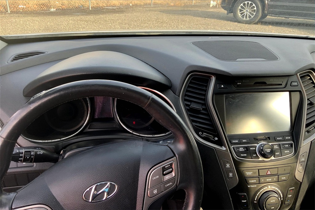 2016 Hyundai Santa Fe Sport 2.0T photo 4
