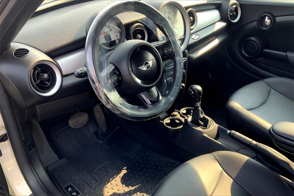 2013 Mini Cooper Coupe Base photo 10