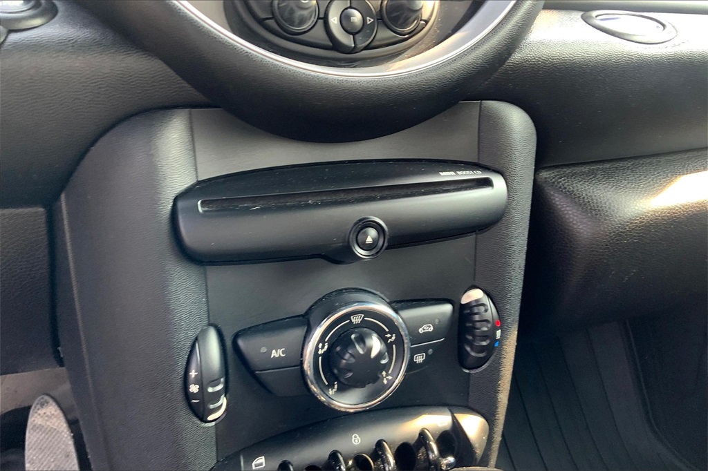 2013 Mini Cooper Coupe Base photo 17