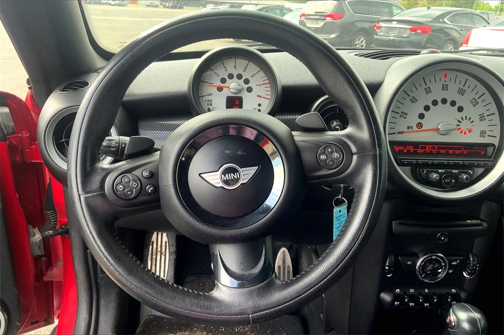2013 Mini Cooper Coupe S photo 4