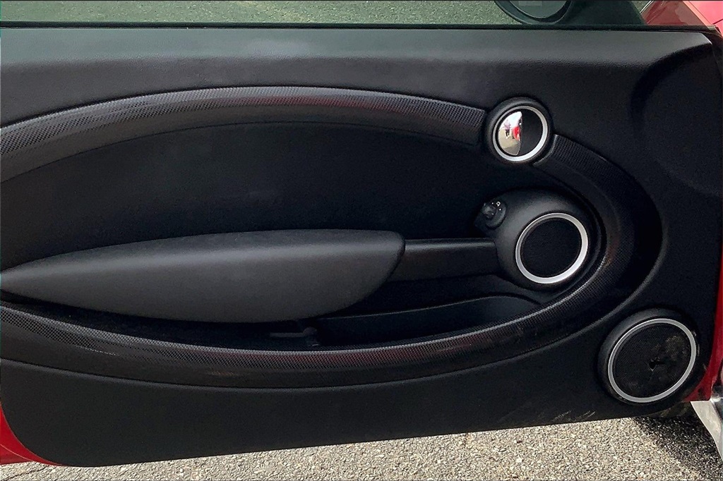 2013 Mini Cooper Coupe S photo 24