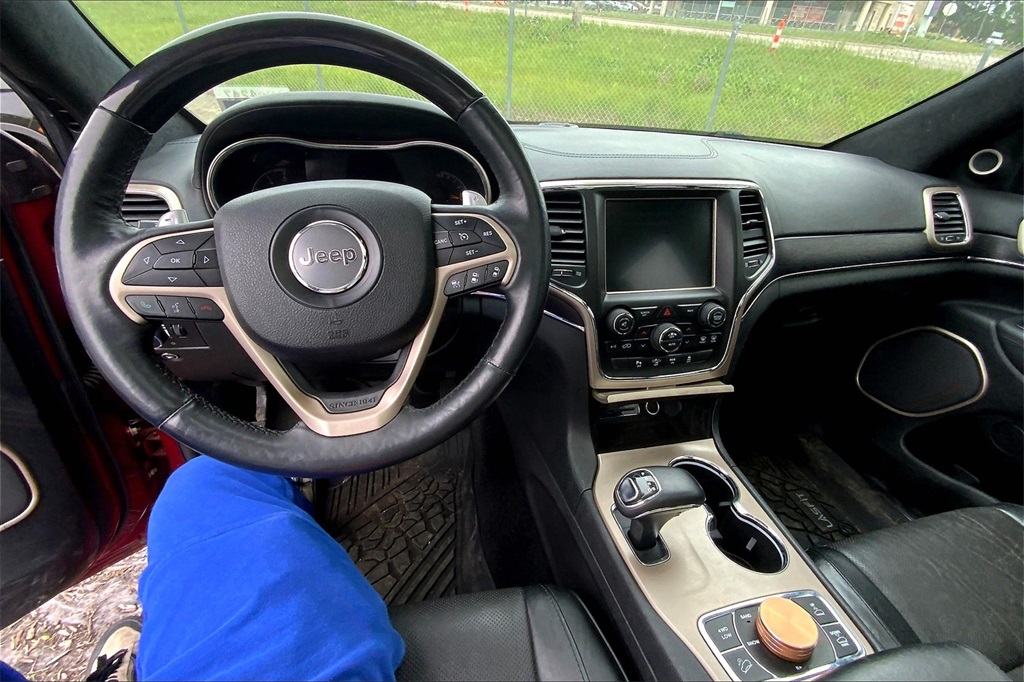 2014 Jeep Grand Cherokee Summit photo 11