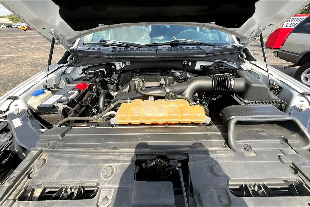 2017 Ford F-150 XL - Photo 9