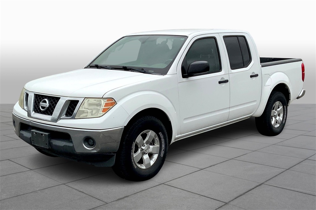 2011 Nissan Frontier SV photo 12