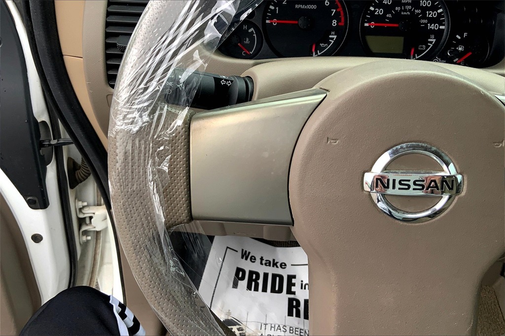2011 Nissan Frontier SV photo 20