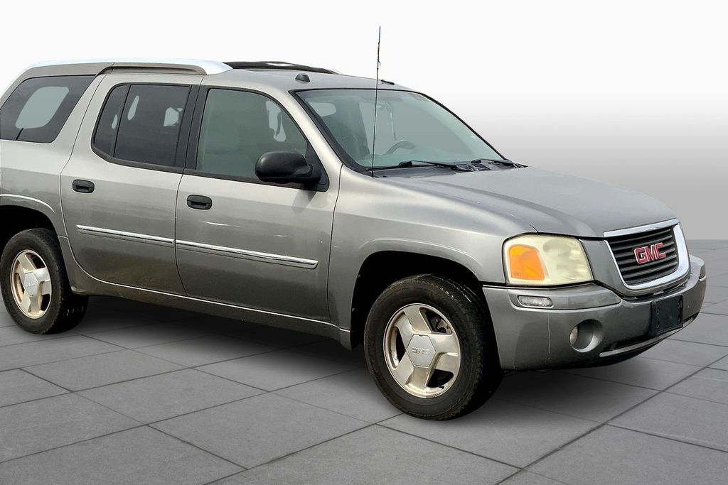 2005 GMC Envoy XUV 4WD SLE's photo
