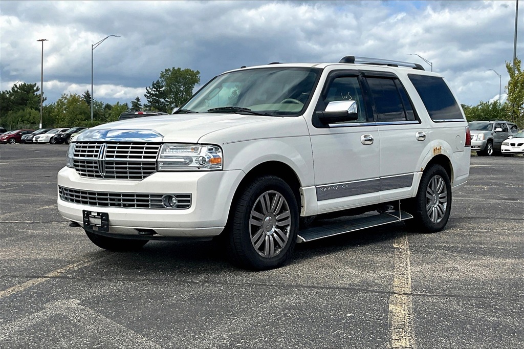 2007 Lincoln Navigator Ultimate photo 2
