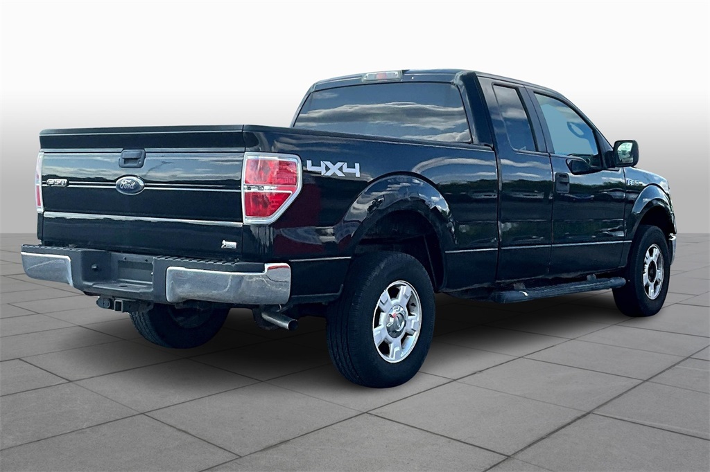 2010 Ford F-150 XL photo 12