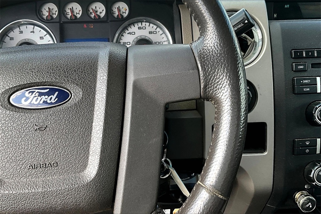 2010 Ford F-150 XL photo 20