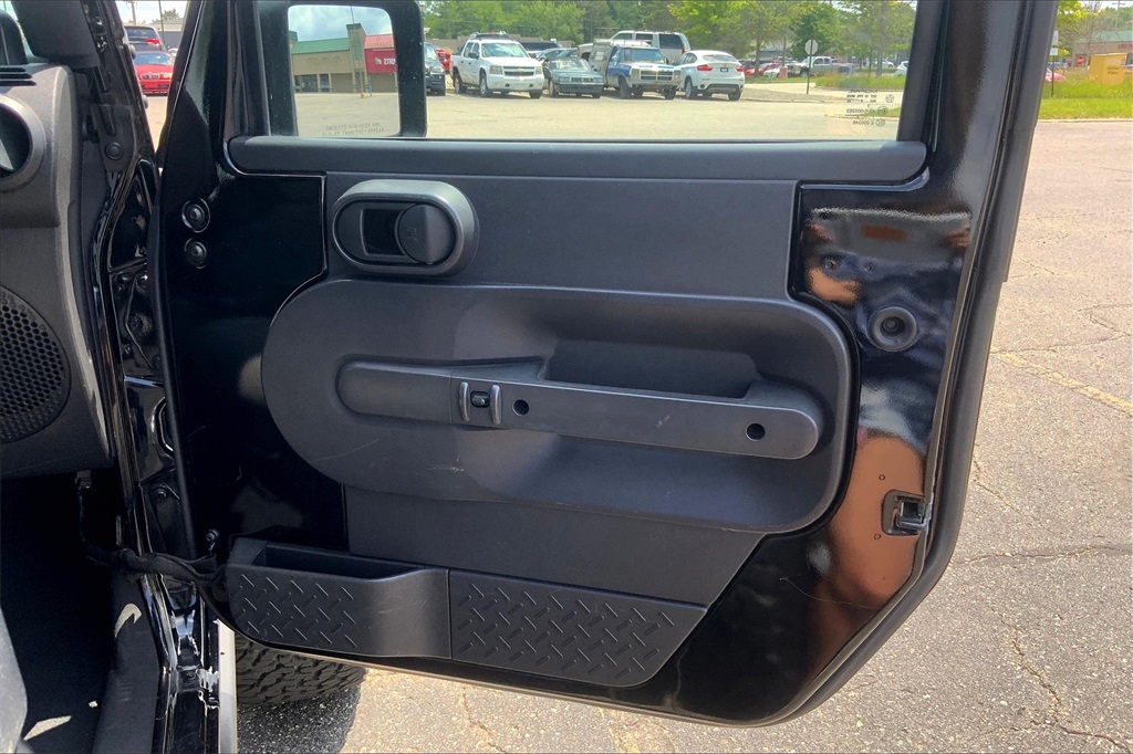 2008 Jeep Wrangler Rubicon photo 22
