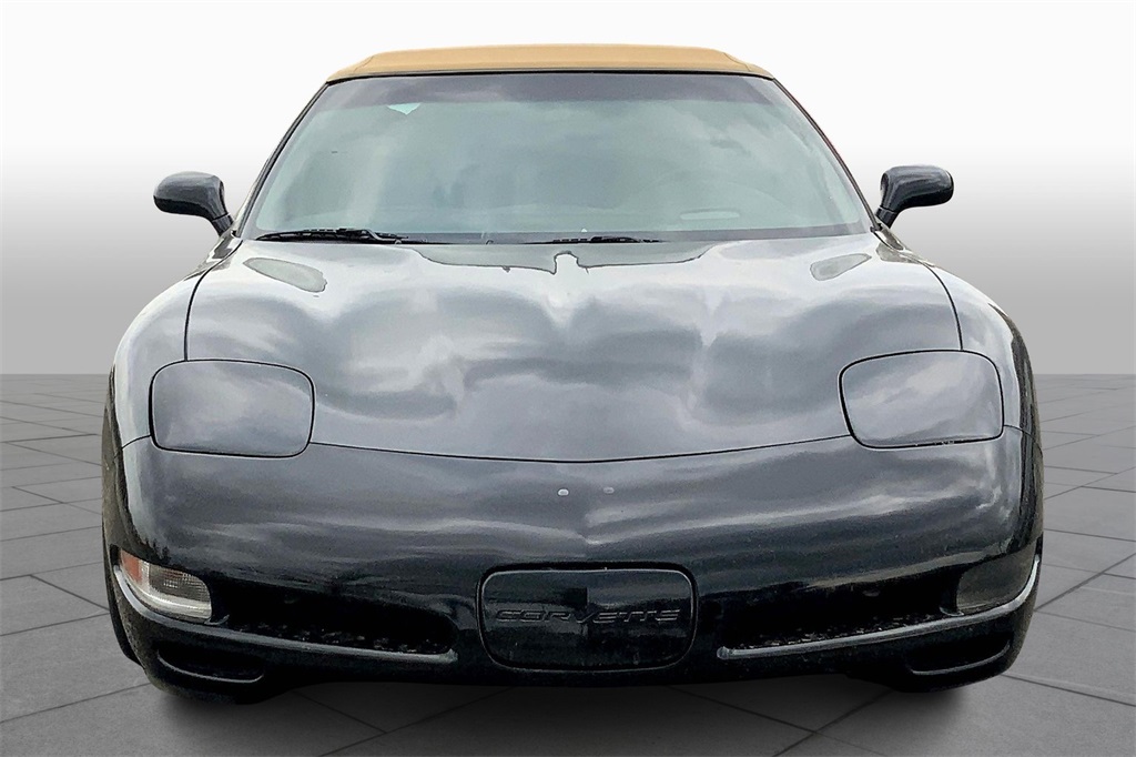 1999 Chevrolet Corvette Base photo 2