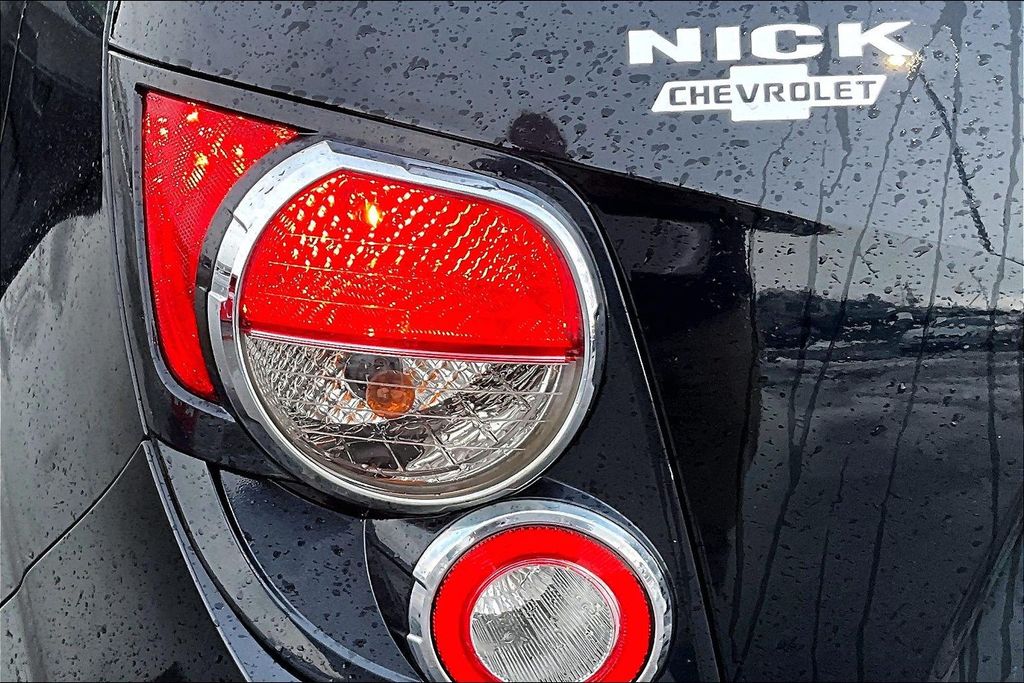 2016 Chevrolet Sonic LT - Photo 27