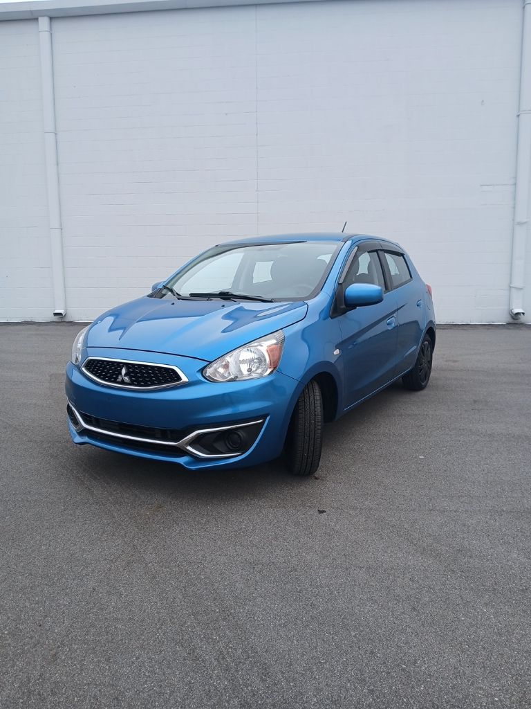 2017 Mitsubishi Mirage ES's photo