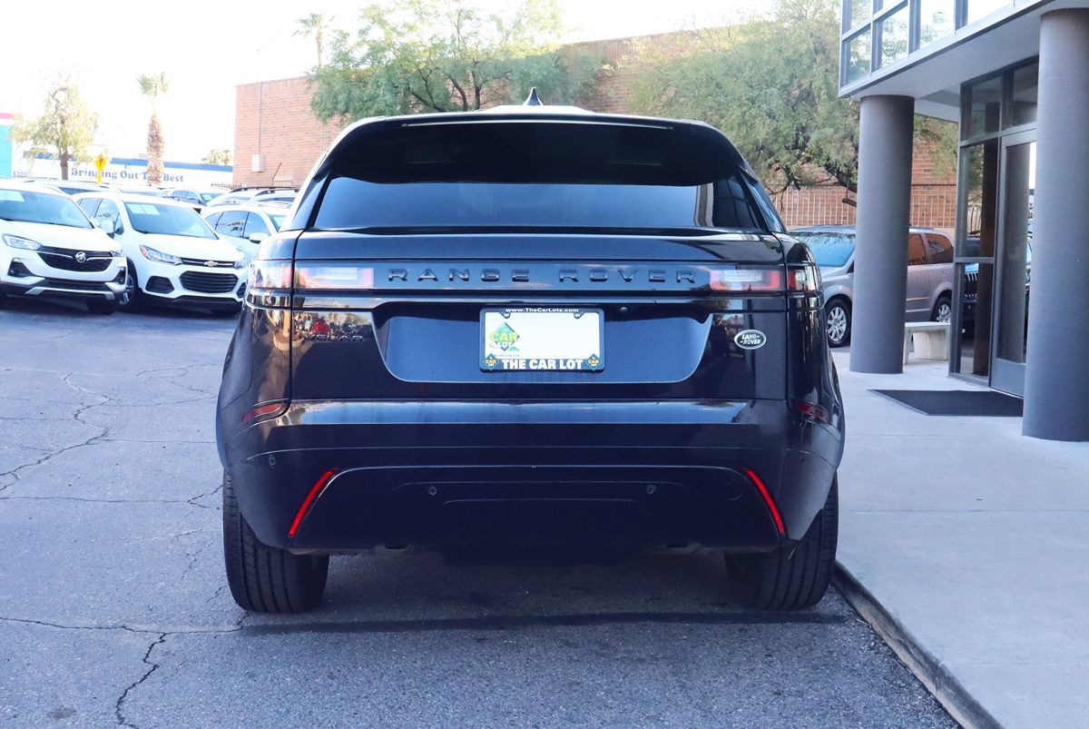2022 Land Rover Range Rover Velar R-Dynamic S photo 11
