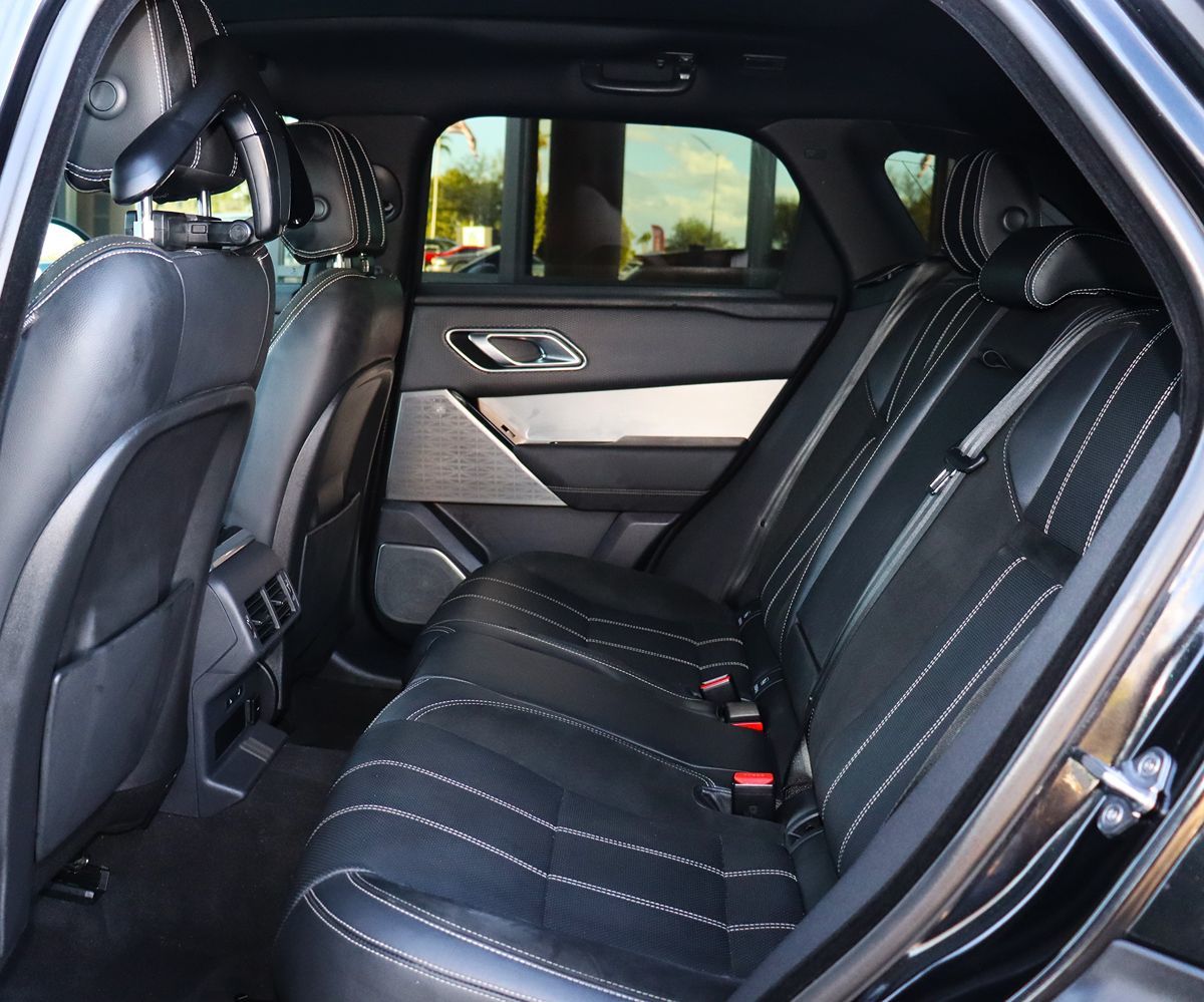 2022 Land Rover Range Rover Velar R-Dynamic S photo 30