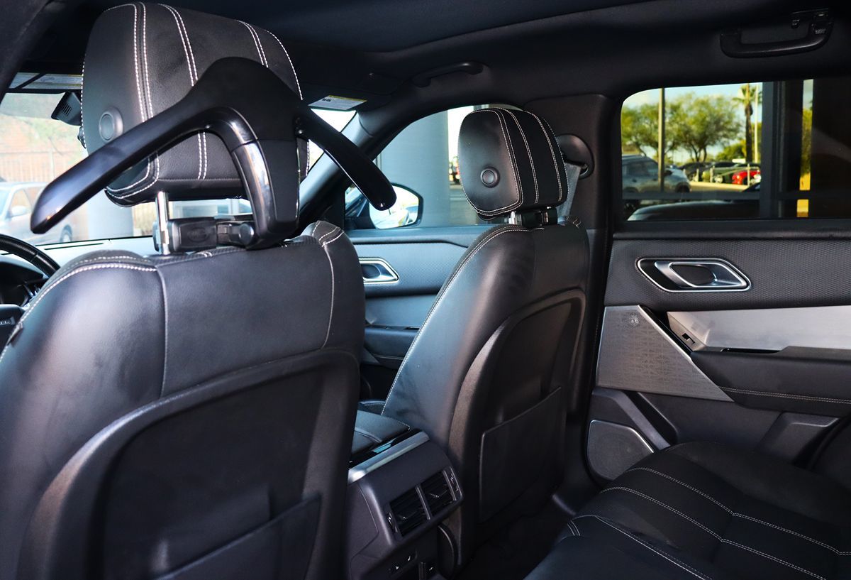 2022 Land Rover Range Rover Velar R-Dynamic S photo 31