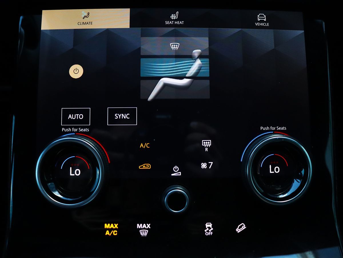 2022 Land Rover Range Rover Velar R-Dynamic S photo 52