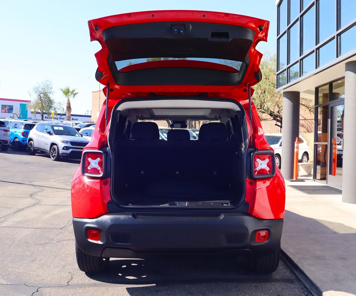 2021 Jeep Renegade Latitude photo 21