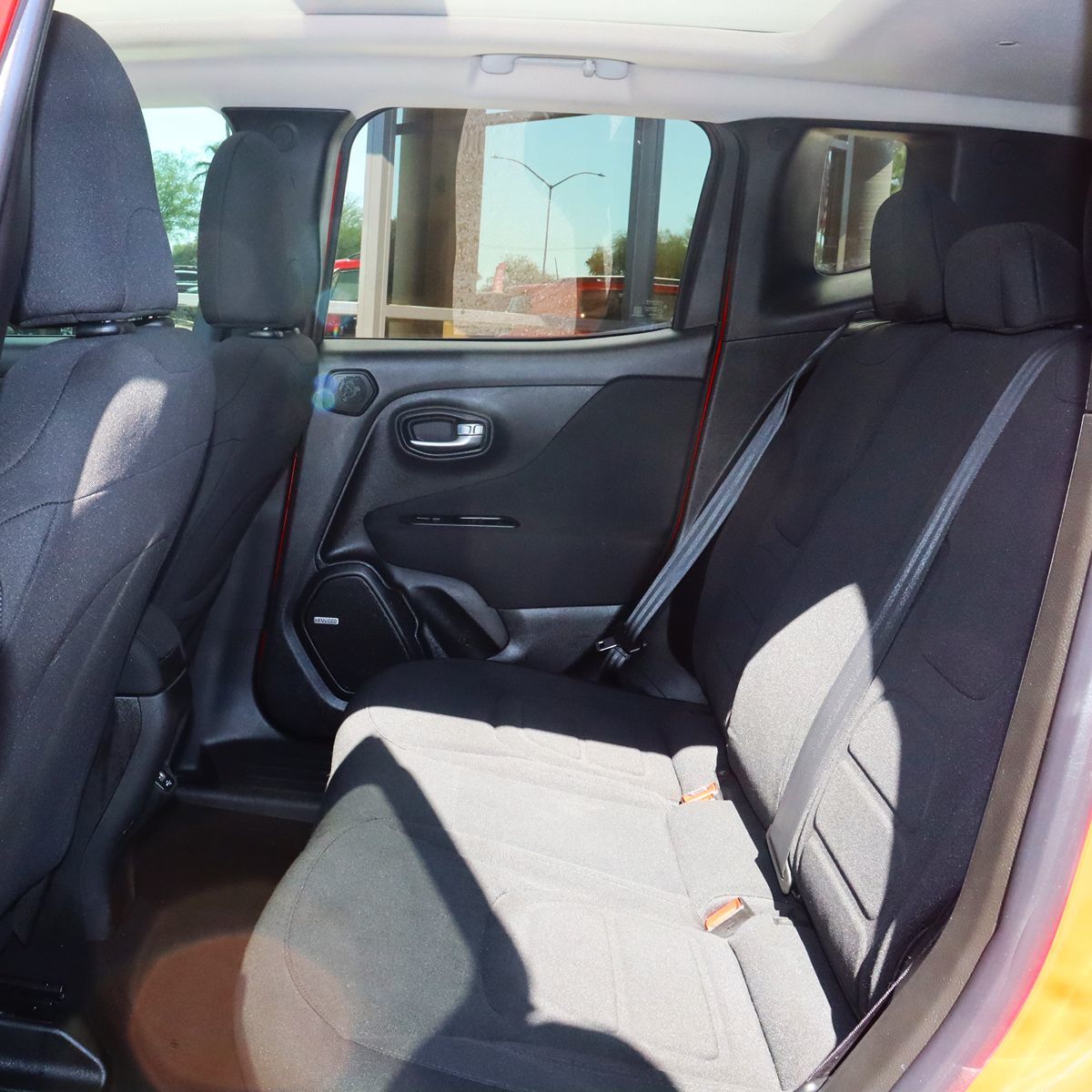 2021 Jeep Renegade Latitude photo 27