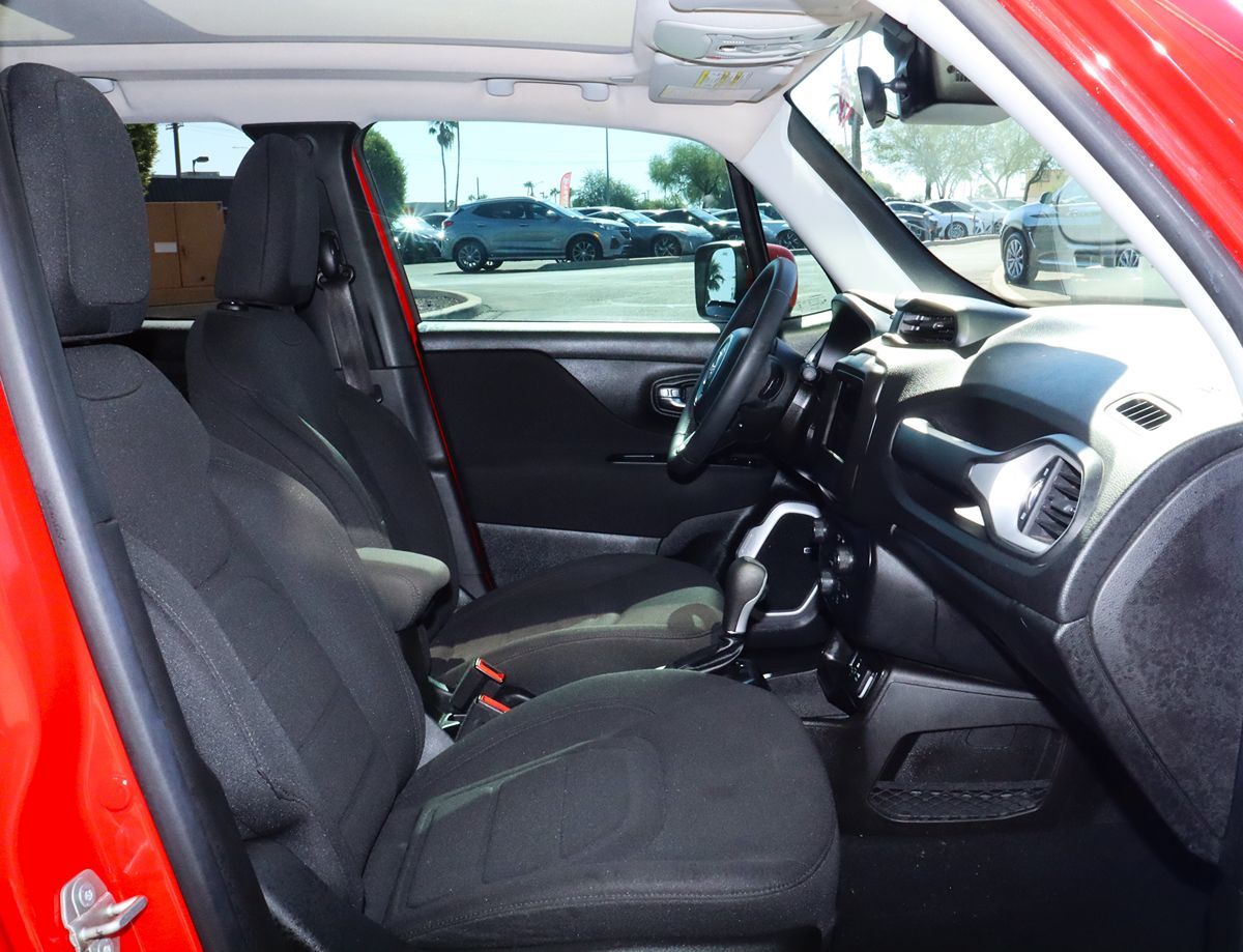 2021 Jeep Renegade Latitude photo 31