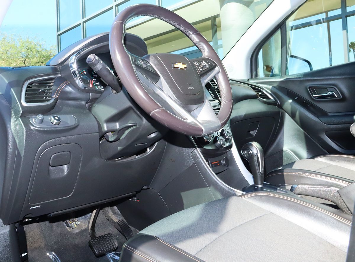 2022 Chevrolet Trax LT photo 37