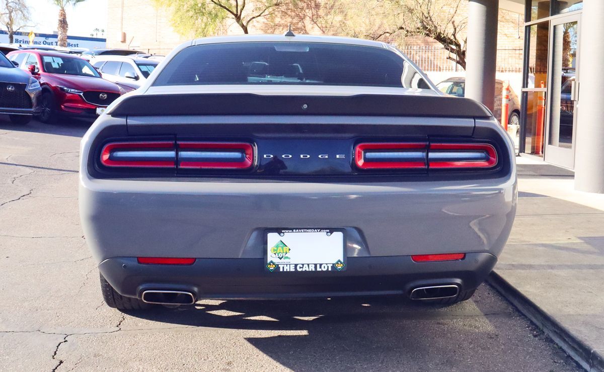 2019 Dodge Challenger SXT Plus photo 11