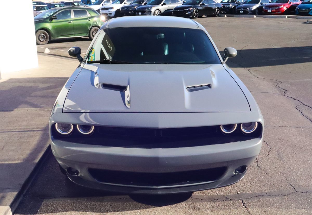 2019 Dodge Challenger SXT Plus photo 15