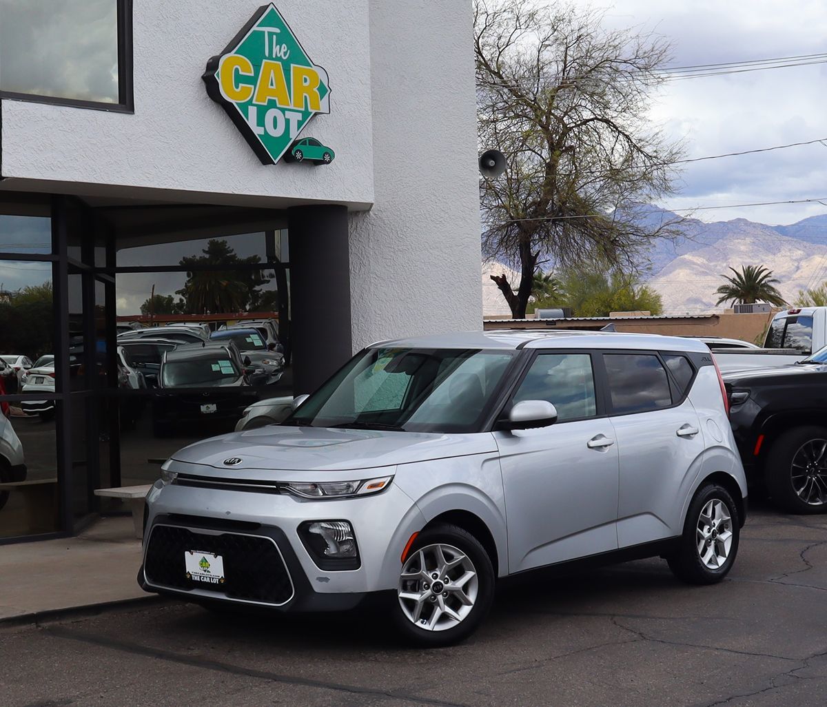 2021 Kia Soul S photo 2