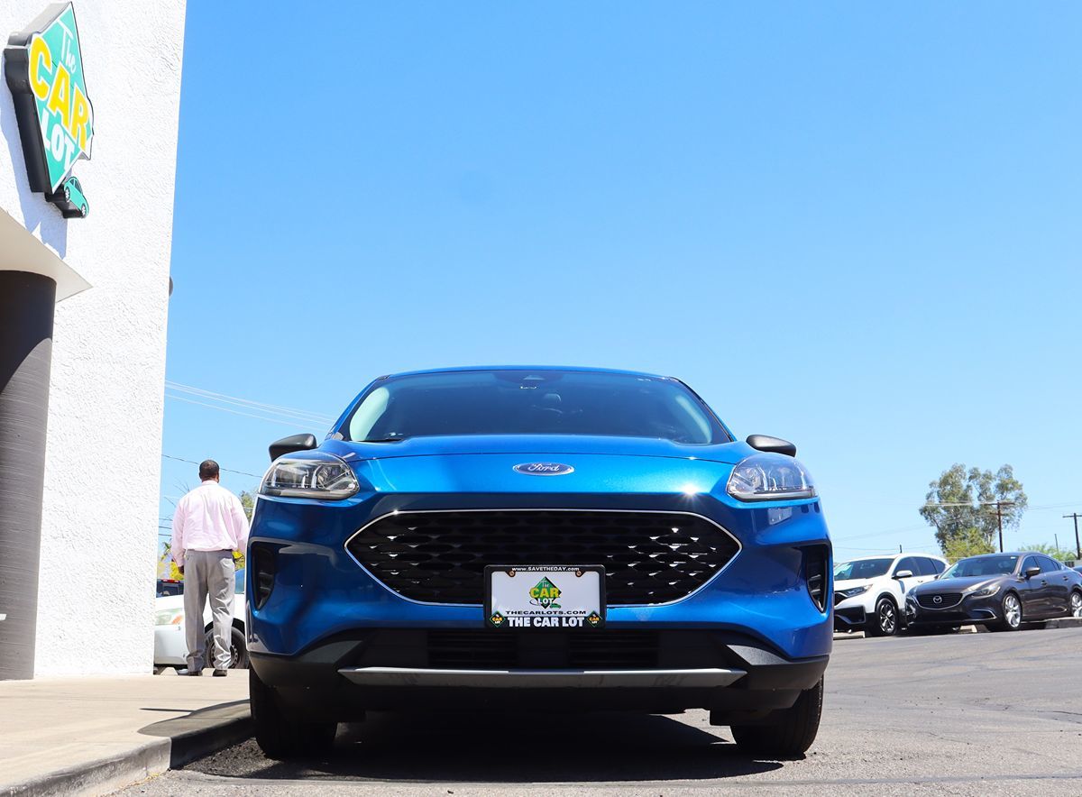 2022 Ford Escape SE - Photo 17