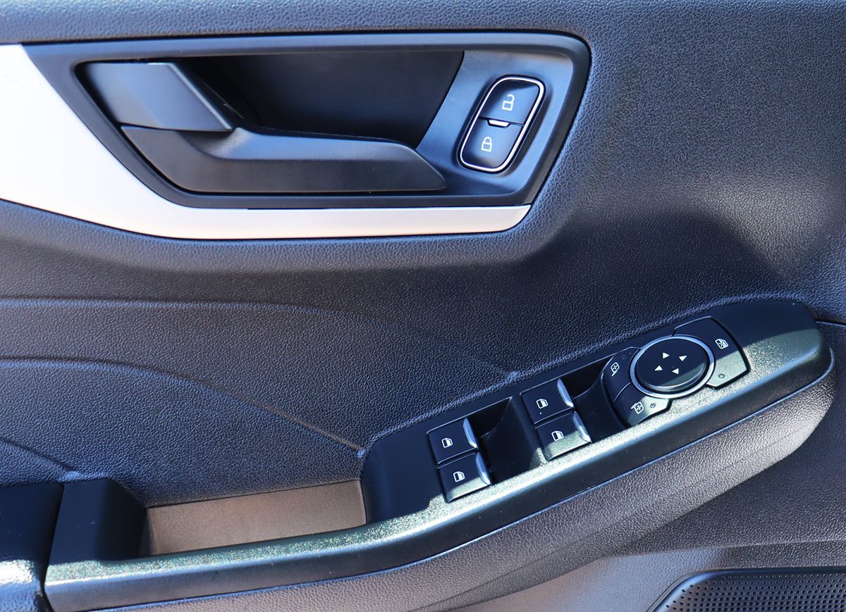 2022 Ford Escape SE - Photo 37
