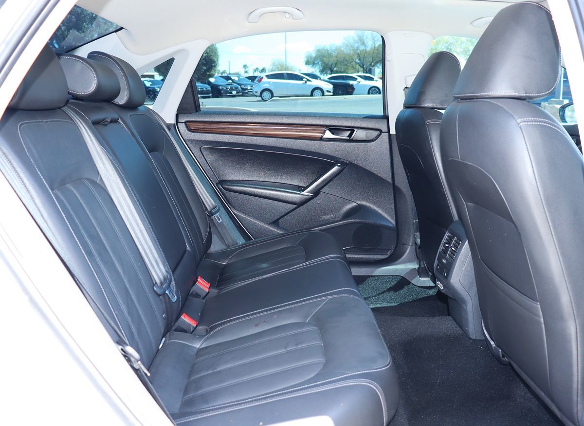 2020 Volkswagen Passat SEL - Photo 27