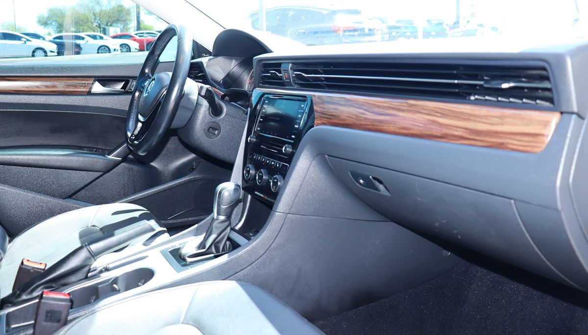 2020 Volkswagen Passat SEL - Photo 36
