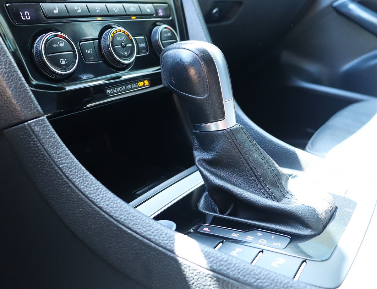 2020 Volkswagen Passat SEL - Photo 55