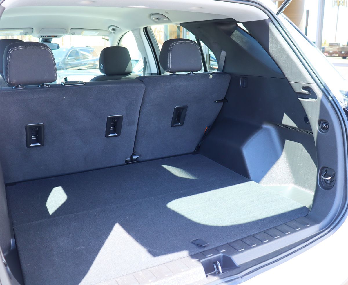 2023 Chevrolet Equinox LS - Photo 24