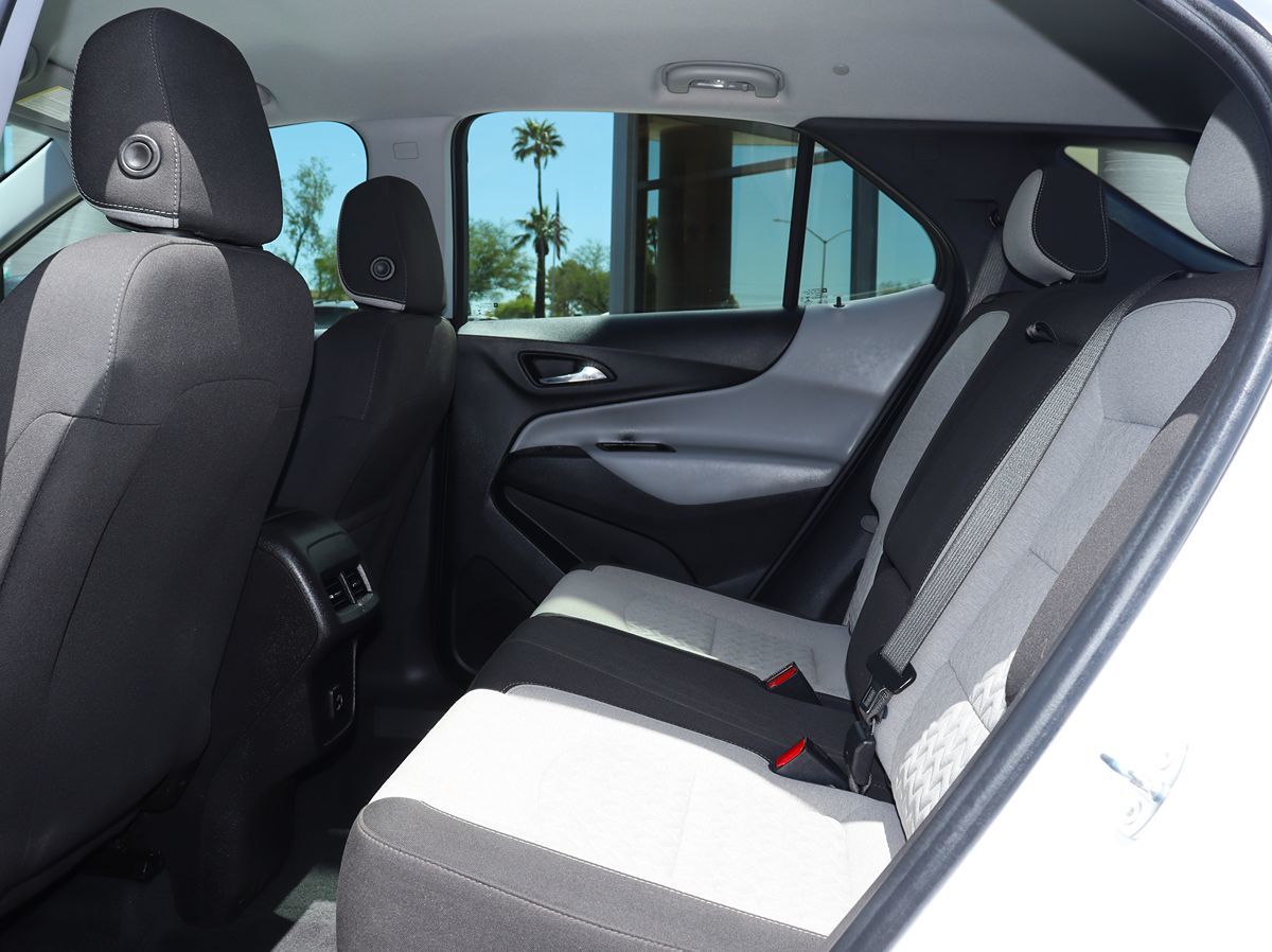 2023 Chevrolet Equinox LS - Photo 30