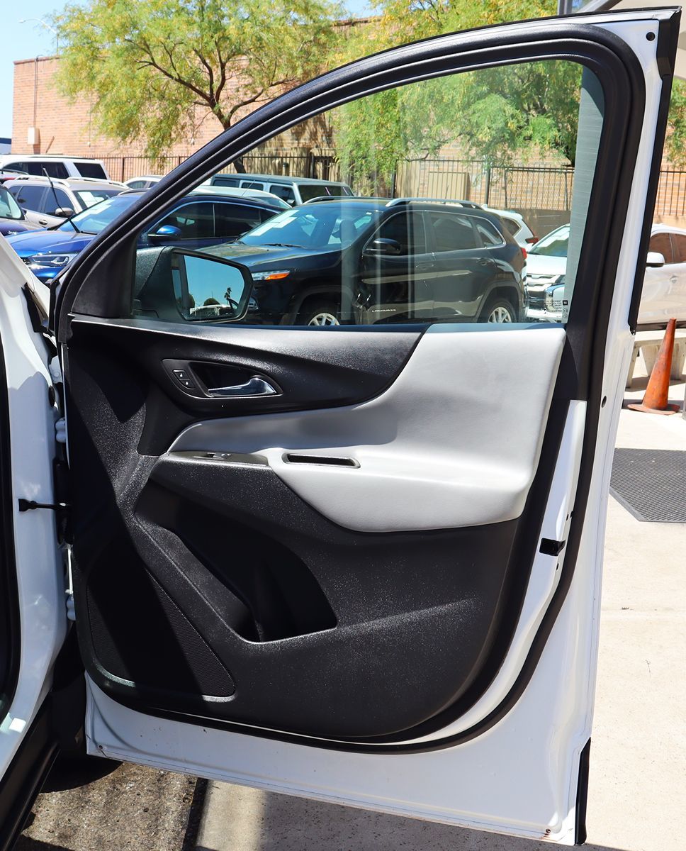 2023 Chevrolet Equinox LS - Photo 33