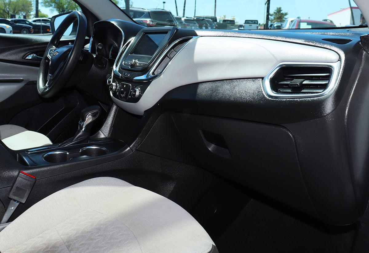 2023 Chevrolet Equinox LS - Photo 35